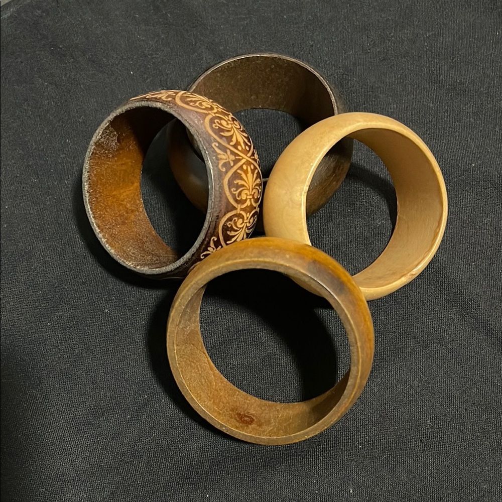 Set of 4 Wooden Bangle Bracelets
